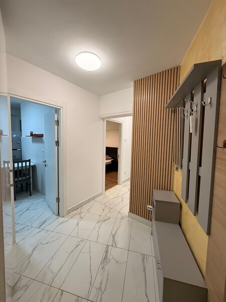 Colentina x Doamna Ghica, 2 min. Parc Plumbuita.